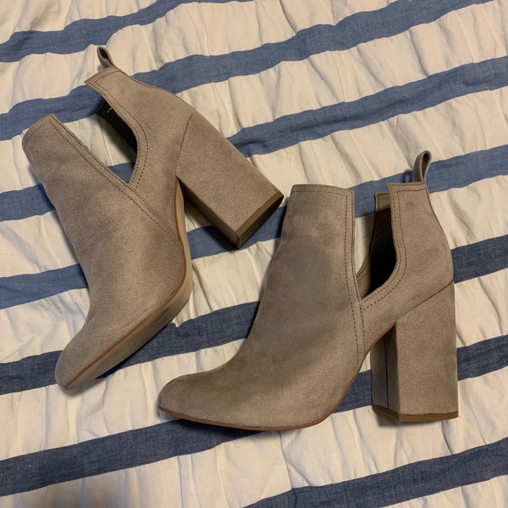 Steve Madden Suede Bootie